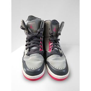 7Y Girls Air Jordan Flights Gray/Pink Preowned